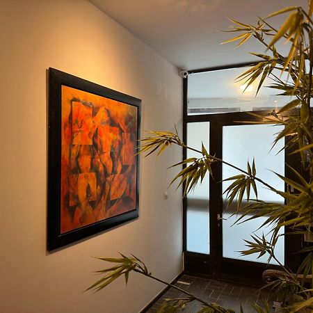 Two Bedroom Loft In The City Center By The Meir Antwerpen Exteriör bild