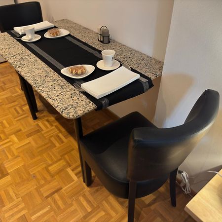 Two Bedroom Loft In The City Center By The Meir Antwerpen Exteriör bild