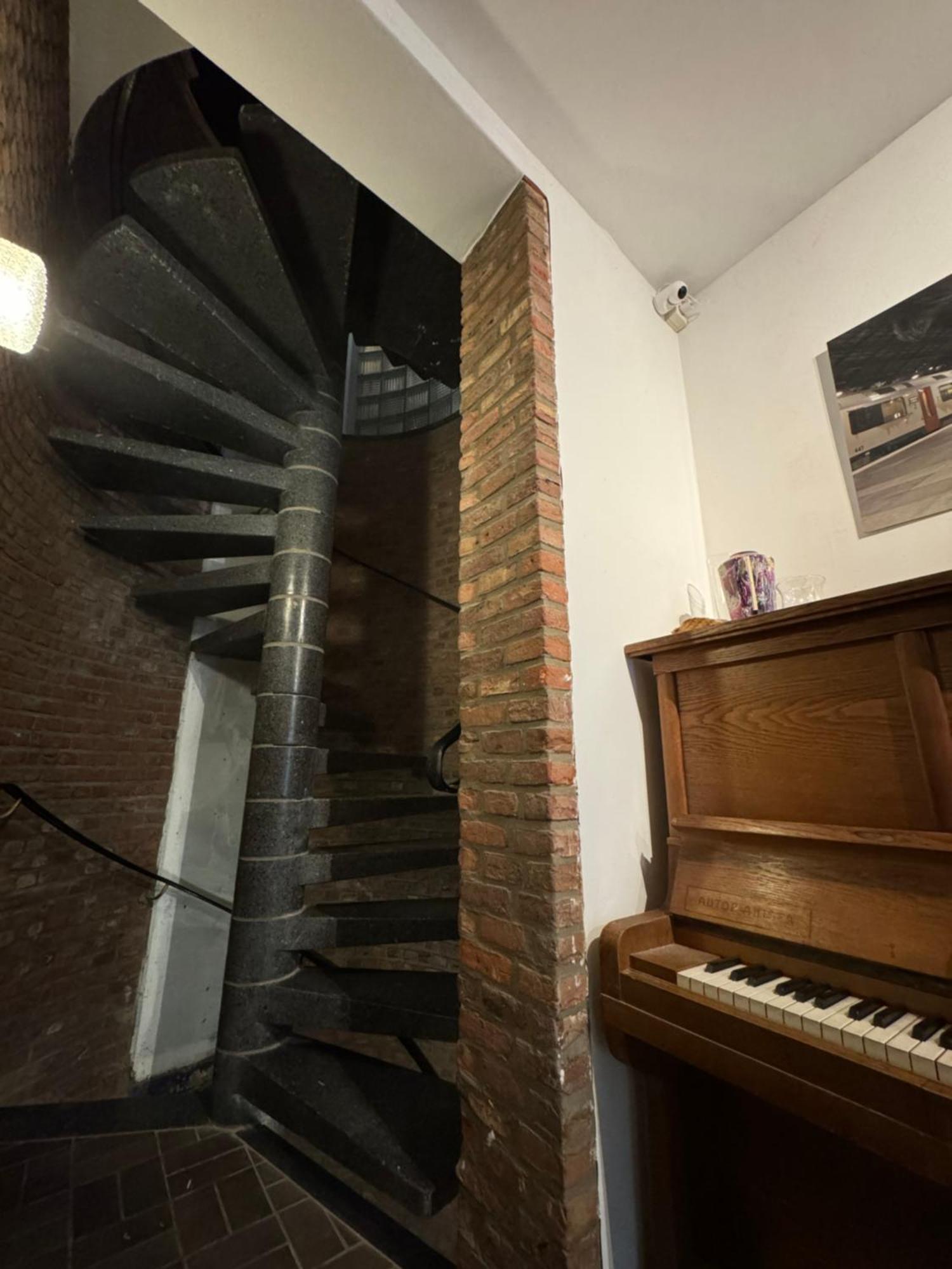 Two Bedroom Loft In The City Center By The Meir Antwerpen Exteriör bild