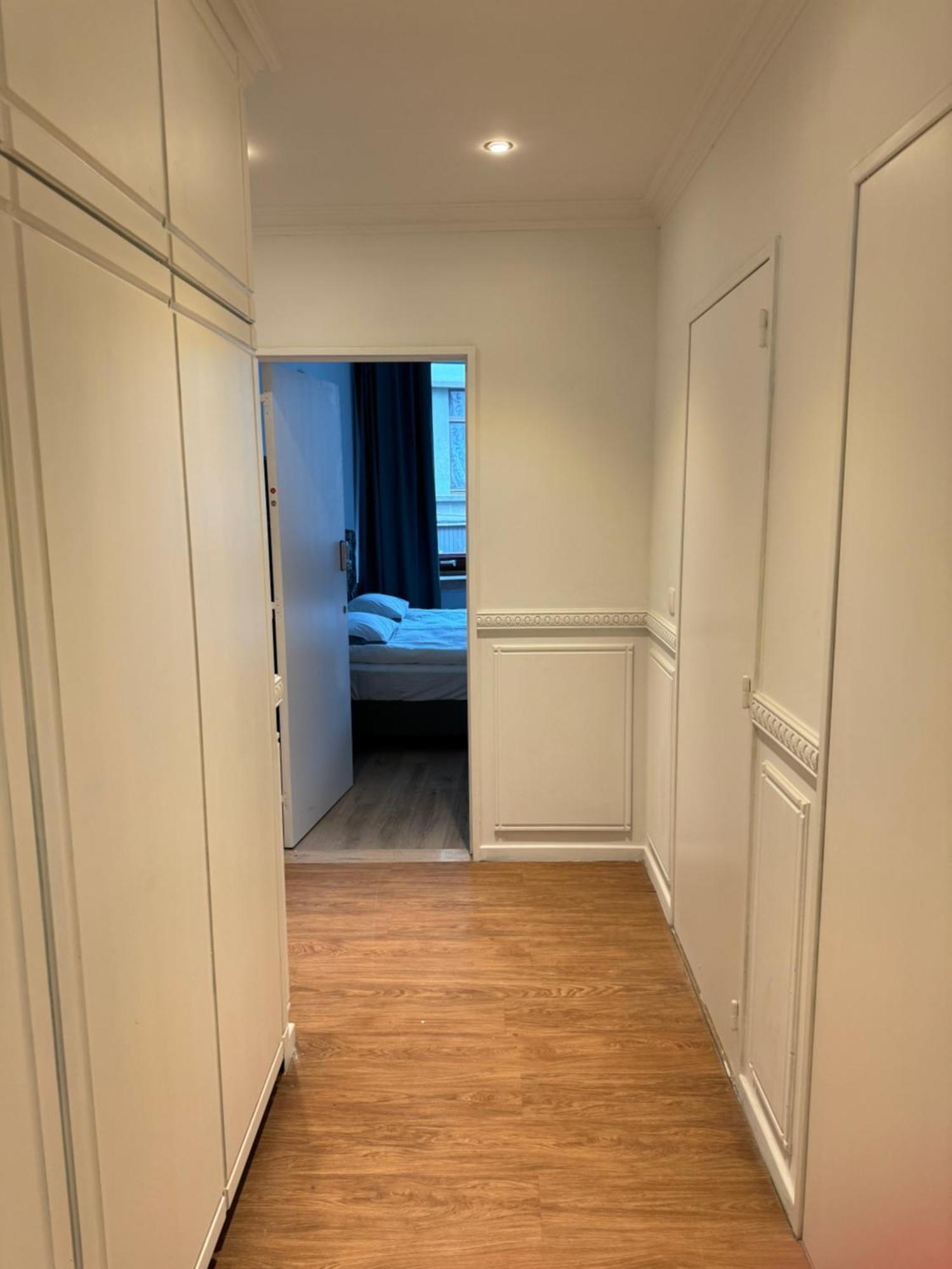 Two Bedroom Loft In The City Center By The Meir Antwerpen Exteriör bild