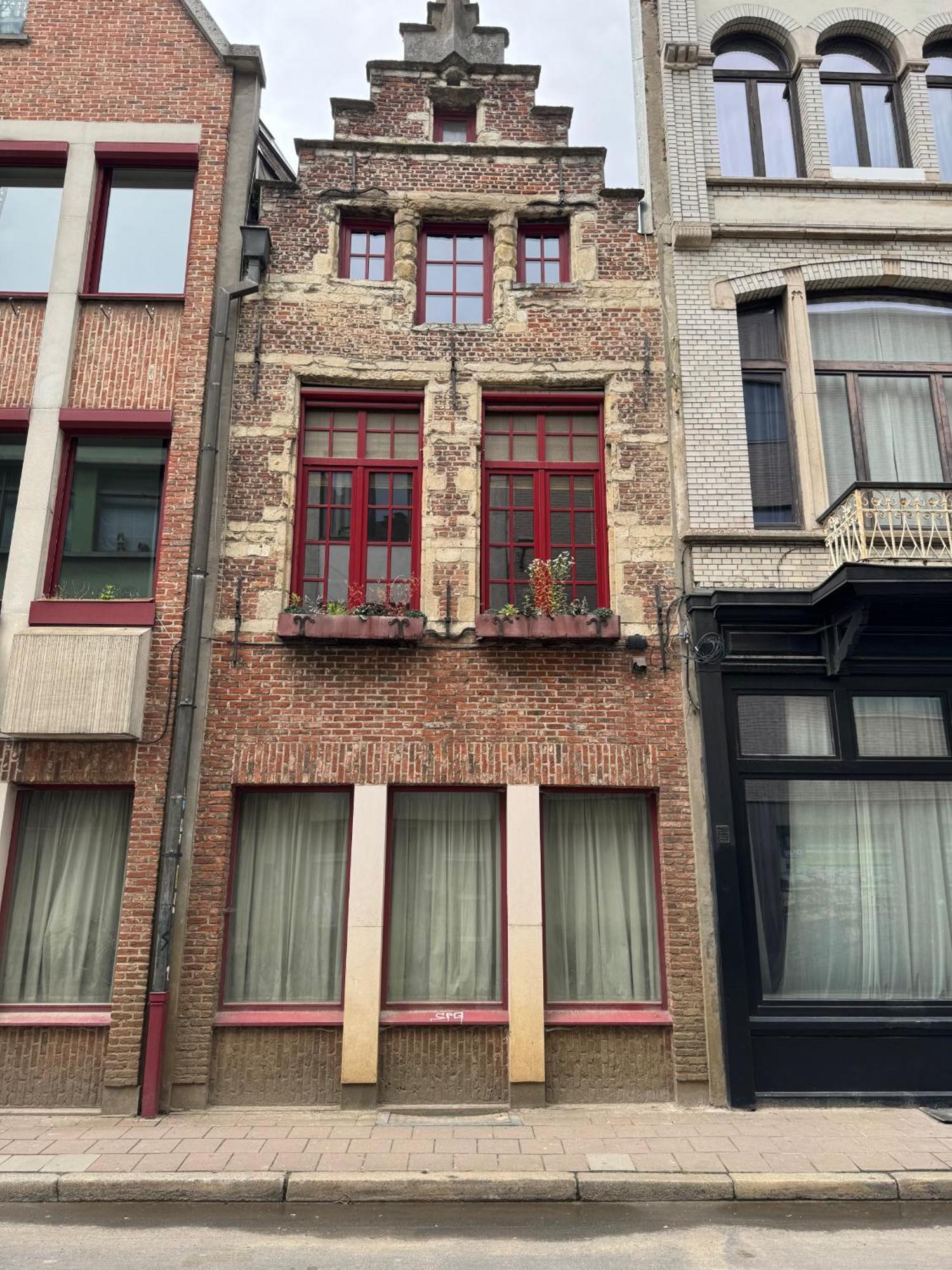 Two Bedroom Loft In The City Center By The Meir Antwerpen Exteriör bild