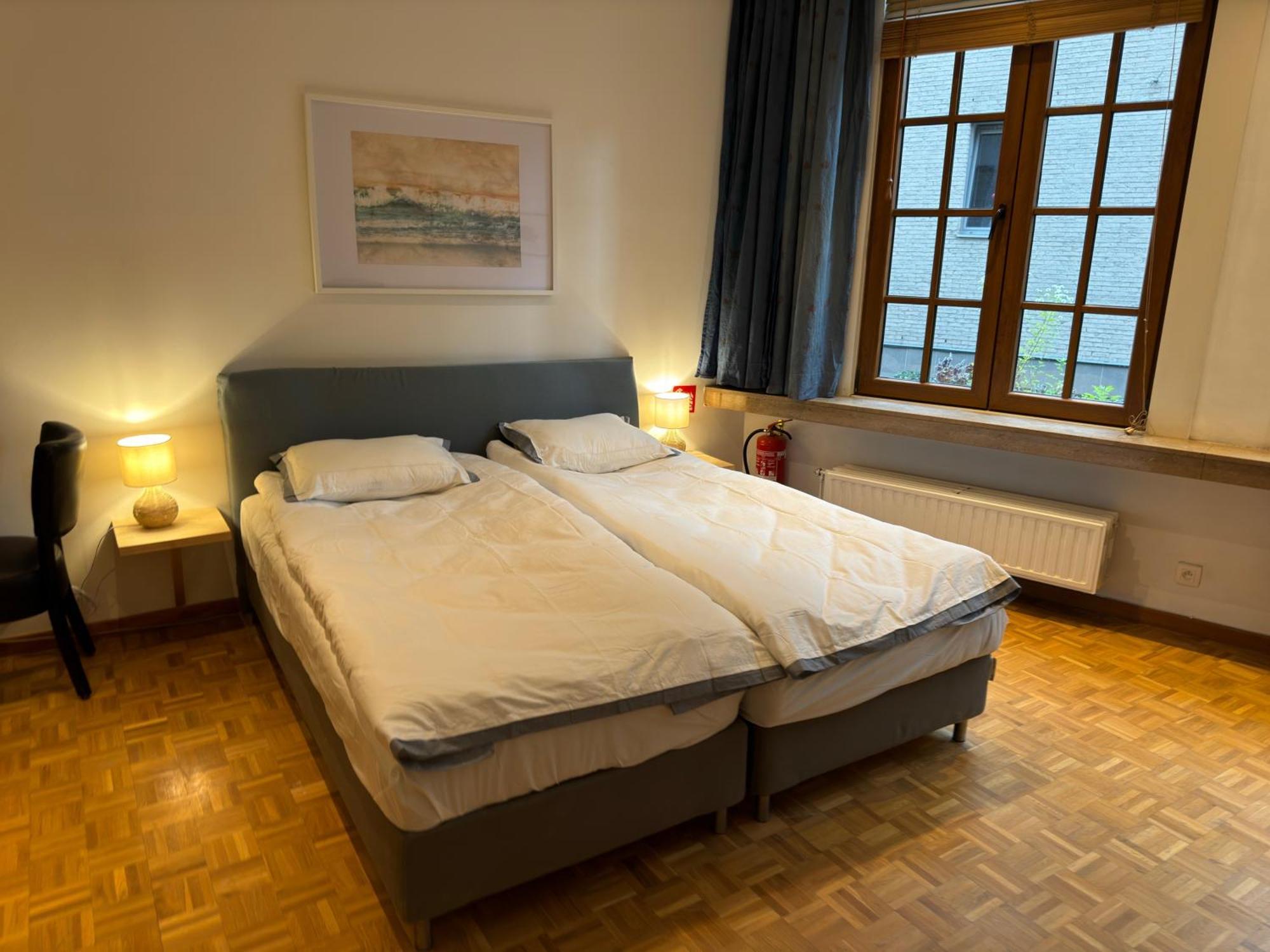 Two Bedroom Loft In The City Center By The Meir Antwerpen Exteriör bild