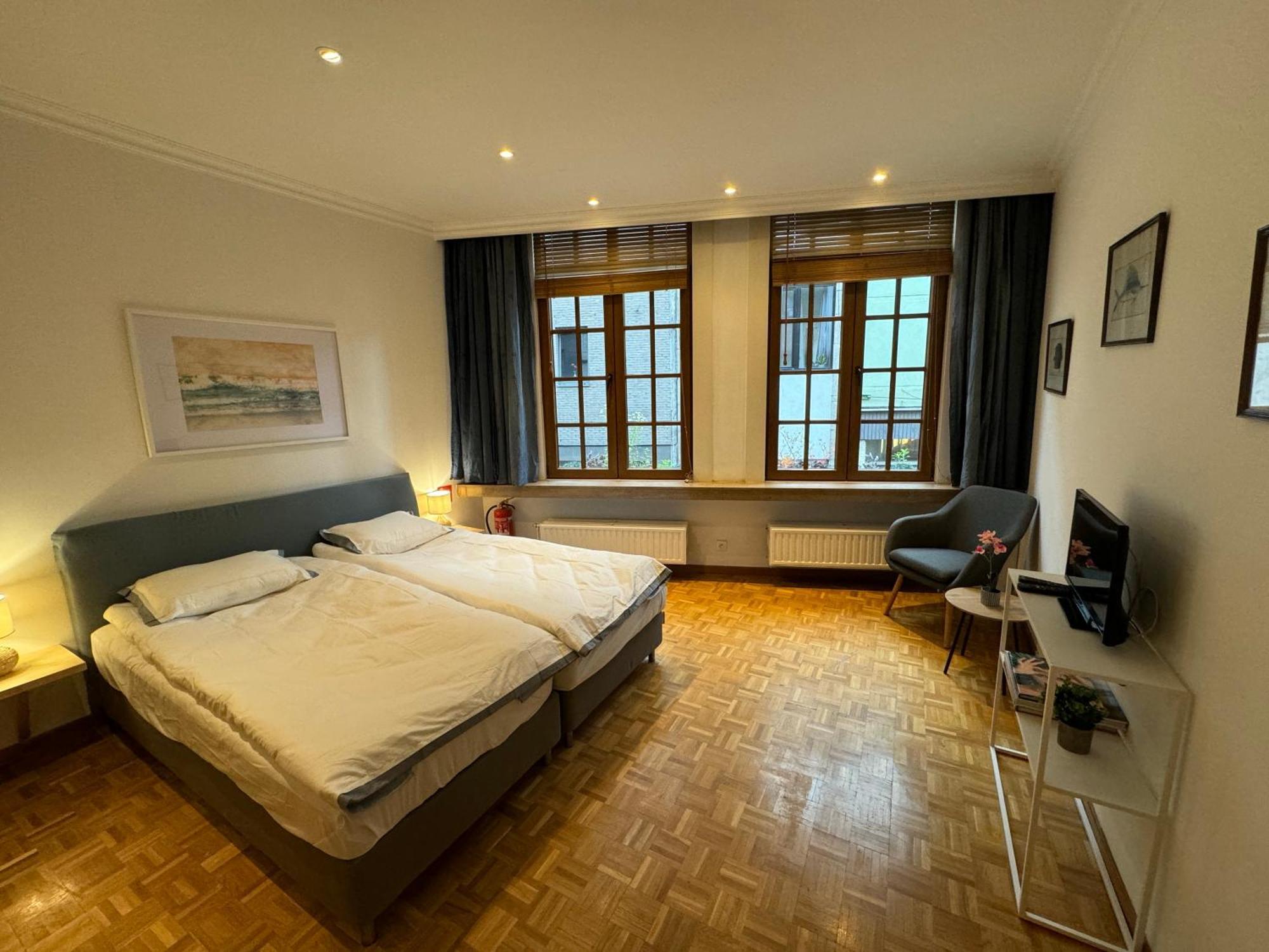Two Bedroom Loft In The City Center By The Meir Antwerpen Exteriör bild