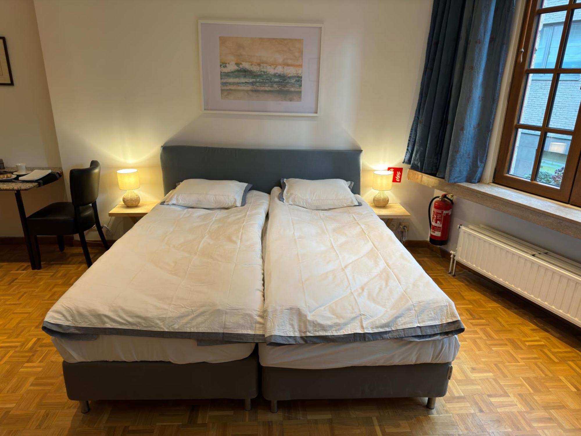 Two Bedroom Loft In The City Center By The Meir Antwerpen Exteriör bild