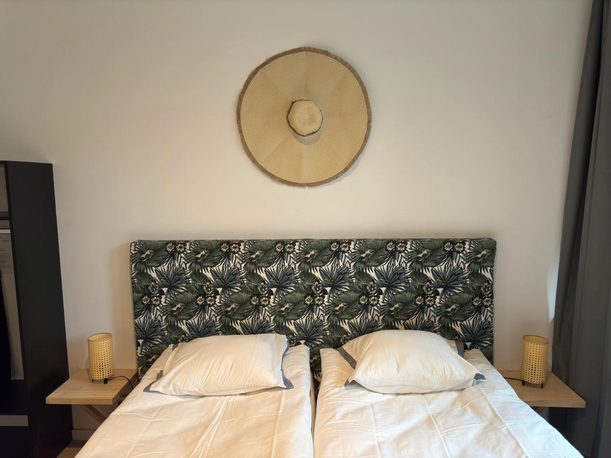 Two Bedroom Loft In The City Center By The Meir Antwerpen Exteriör bild