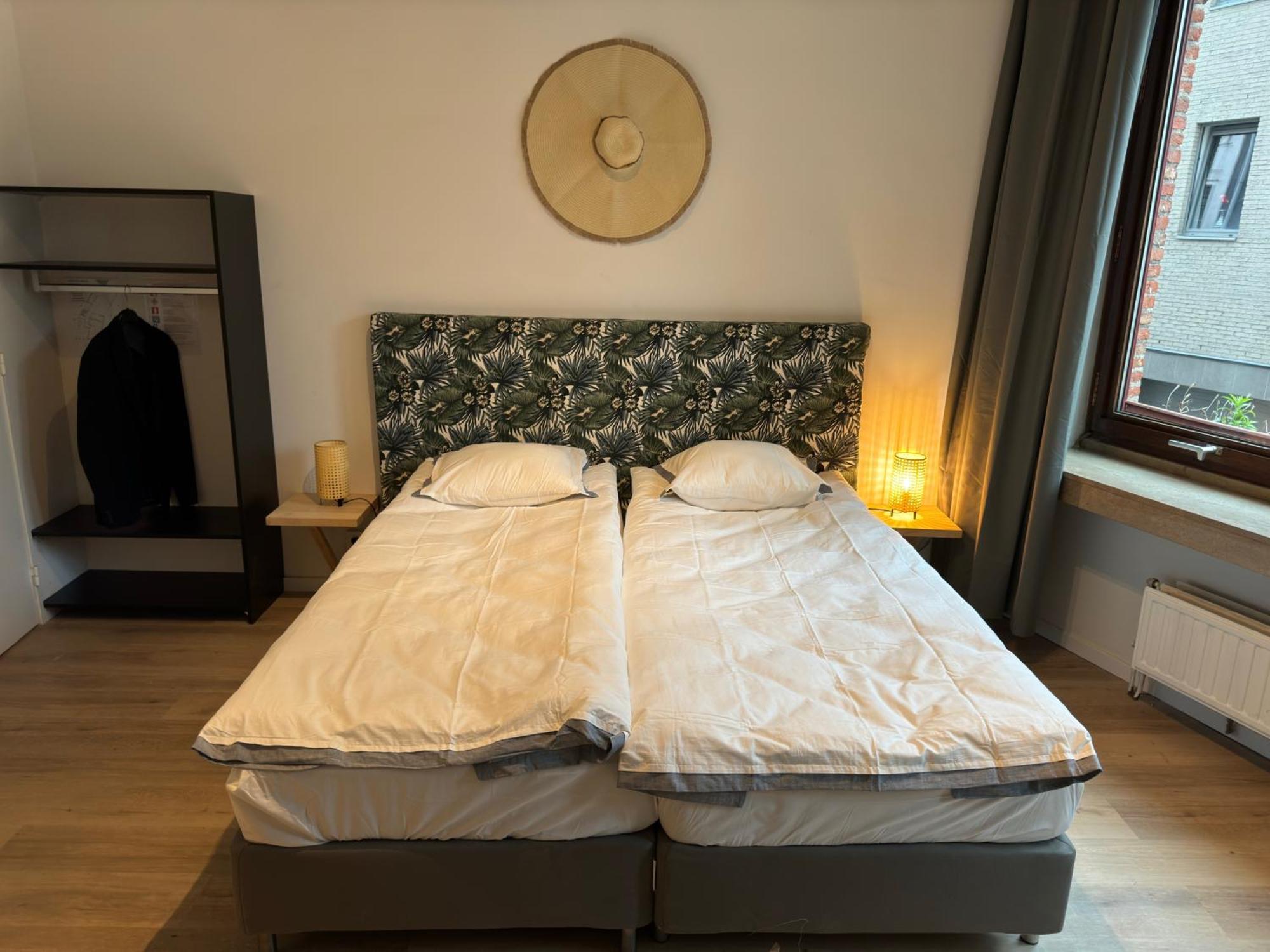 Two Bedroom Loft In The City Center By The Meir Antwerpen Exteriör bild